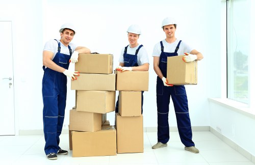 Packing and loading service for house removals in Southkensington